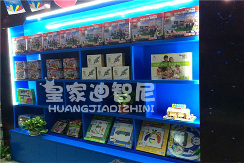 玩具店进货需注重哪些因素?