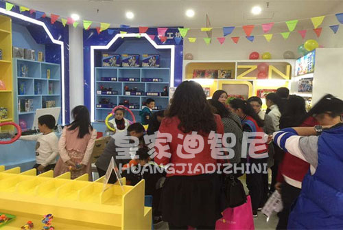 儿童玩具加盟店中的种种谋划设施要怎样设置