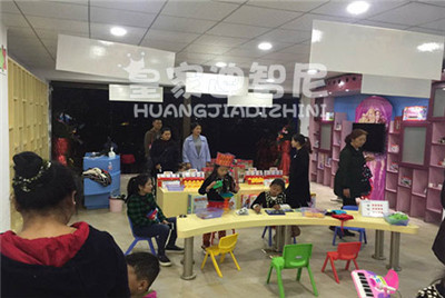 加盟玩具店 - 行业动态-皇家0033990威尼斯儿童玩具店加盟官网