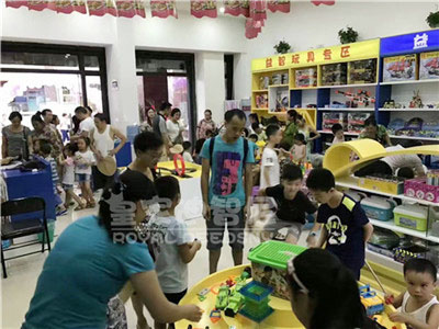 玩具加盟店 - 行业动态-皇家0033990威尼斯儿童玩具店加盟官网