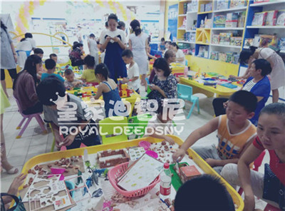 玩具加盟-开店履历-皇家0033990威尼斯儿童玩具店加盟官网