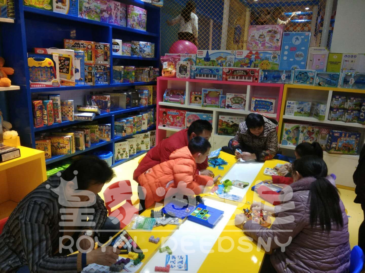 皇家0033990威尼斯，，，，，，玩具加盟店