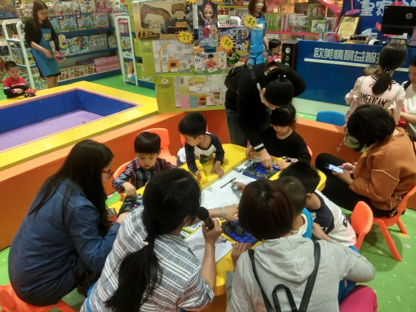 玩具加盟店开店谋划要注重什么?