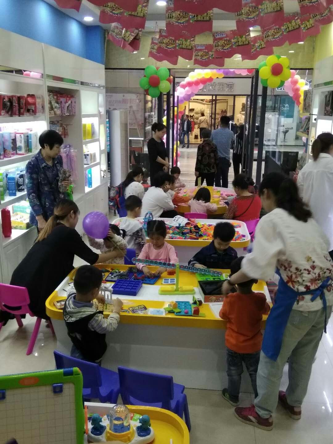 加盟玩具店层次要明确，，，，服务要提高