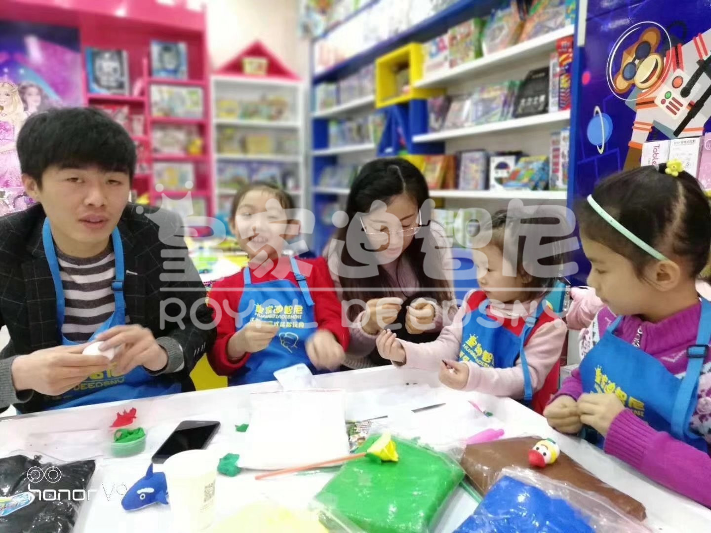 投资开儿童玩具店加盟怎样谋划才乐成