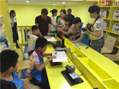 儿童玩具连锁店要怎样吸引客源进店消耗