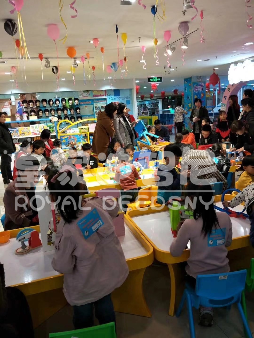 对差别类型主顾 儿童玩具加盟店该怎么应对呢？？？？？？