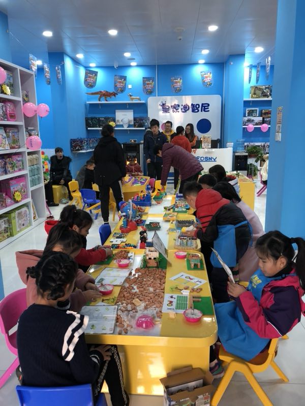 皇家0033990威尼斯：玩具加盟店的玩法深受消耗者喜欢